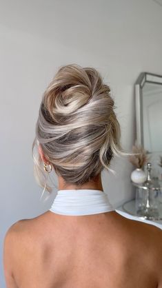 The Updo Darling | Sydney Thomas | A new twist on the french twist 😉 | Instagram 60s French Twist, How To Do French Twist Updo, Elegant French Twist Updo, Formal French Twist Updo, Bridesmaid Hair Updo Tutorial, Bridal Bun Updo, High Bridesmaid Updo, Bridal Hair French Twist, Wedding Hair French Twist