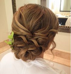 Image via We Heart It https://weheartit.com/entry/170788352 #amazing #beautiful… Updo High, Sanggul Modern, Elegant Wedding Hair, Hairstyles Updo, Fancy Hairstyles, Wedding Hairstyles For Long Hair, Formal Hairstyles, Wedding Hair And Makeup