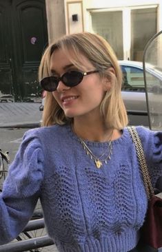 Shoulder Haircuts For Women Straight, Short Hairstyle Women Middle Part Thick Hair, Short Modern Haircuts, Short Haircuts For Women With Curtain Bangs, Short Hair Short Curtain Bangs, Blonde Short Curtain Bangs, Short Hair With Curtain Bangs Blonde, Short Hairstyle Women Fine Hair Bangs, Short Hair Vibes