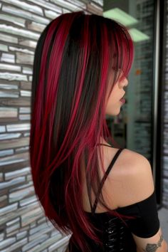 Black With Red Highlights Hair, Black And Red Highlights Hair, Colored Highlights On Black Hair, Red Hair Inspo Highlights, Hair Inspo Color Highlights, Hair Tint Ideas, Red Highlights On Dark Brown Hair, Red Tinted Black Hair, Hair Died Idea