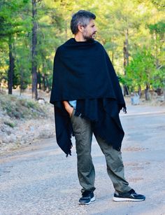 BUY 2 GET %30 OFF! Grey Poncho Men %25 OFF SALE HAS STARTED! Shipping details: Estimated delivery 2-5 bus. days Express shipping on all orders US CAN UK EU UK Wool cotton blend poncho for men -- Black Measurements: 140x155 cm 55''x61'' This beautiful boho poncho jacket is super comfy and easy to wear Perfect for winter season, Keeps you very warm Free size, Great fit for S,M,L,XL Made of highest quality cotton wool acrylic blend Very stylish and fashionable, Cozy and elegant Perfect Christmas, b Black Winter Cape For Outdoor, Black Winter Outdoor Cape, Pancho Outfit, Poncho Outfit Winter, Poncho For Men, Poncho Men, Mens Poncho, Poncho Outfit, Winter Poncho