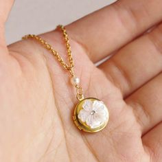 hibiscus // floral locket necklace . tiny locket necklace . Tiny Locket, Shell Locket, Full Moon Necklace, Hexagon Necklace, Vintage Locket, Gold Locket Necklace, Pendant Locket, Vintage Lockets, Carved Shell