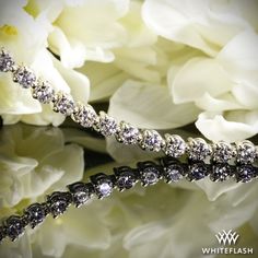 Exquisite White Diamond Cut Bracelet, Exquisite White Diamond Bracelet With Diamond Cut, Exquisite White Diamond Tennis Bracelet, Exquisite White Diamond Bracelet With Brilliant Cut, Exquisite White Tennis Bracelet For Anniversary, Fine Engagement Rings, Luxurious Jewelry, Wedding Day Jewelry, 18k Gold Jewelry