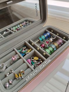 Pandora Jewlery, Pandora Jewelry Box, Tema Disney, Dream Bracelet, Pandora Jewelry Charms, Jewelry Accessories Ideas