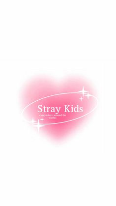 the words stray kids are written in white on a pink heart shaped background with stars