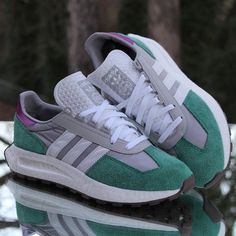 Sanitize And Refurbished, In Excellent Condition, Does Not Come With Box 100% Authentic Guarantee. We Are The Creators Of All Images Presented In The Listing. Adidas Retropy E5 Collegiate Green White Men's Size 10 H03076 Adidas Retropy E5, Adidas Retropy, Everyday Shoe, Adidas Retro, Purple Accents, Everyday Shoes, Cloud White, Grey Adidas, White Adidas