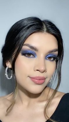 Midnights Inspired Make Up, Midnight Makeup Taylor Swift, Midnights Make Up Look, Midnights Taylor Swift Makeup, Dark Blue Eyeshadow Looks, Midnight Blue Makeup, Blue And Black Makeup, Dark Blue Makeup Looks, Blue And Silver Makeup