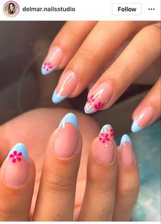 Gel Extension Nails Design Summer, Designed French Nails, Summer Nails Trendy Simple, Nail Inspired Flowers, Cute Nails Acrylic Taylor Swift, Nails Cancun Summer, Mail Designs For Vacation, Colorful French Tip Nail Designs, Pageant Guest Outfit