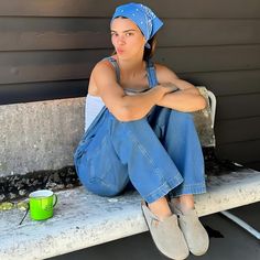 Overalls Aesthetic, Farm Girl Outfits, Traje Cowgirl, Country Outfits Women, Miley Stewart, Camila Morrone, Farm Clothes, Looks Country, Cowboy Outfits