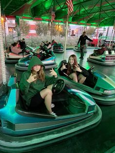 Summer Ideas With Friends 2023, Summer Plans Aesthetic, Aesthetic Things To Do With Friends, Summer Plans With Friends, Cute Things To Do With Friends, Summer Hangout Ideas, Fair With Friends, Hangout Ideas, Europa Park