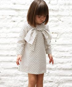 cute polka dot dress Chique Outfits, Baby Outfits, Stylish Kids, Fashion Kids, Toddler Fashion, Childrens Fashion, Polka Dot Dress