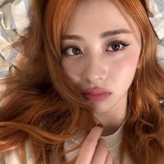 lesserafim yunjin icon Yunjin Kim, Sana Momo, Ginger Hair, I Love Girls, Instagram Update, Korean Girl