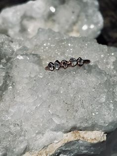 Herkimer Diamonds are the most powerful of all Quartz crystals. Being doubly terminated, they have the ability to transmit their own energies and to receive spiritual energy and to amplify and focus it intently. They are harder than all other Quartz, giving them the strength and durability to handle difficult challenges beyond the abilities of other Quartz crystals. This spiritual crystal is the perfect ring for the special someone and the perfect ring for meditation🖤 All of my stones slightly Raw Stone Engagement Rings, Alternative Wedding Bands, Herkimer Diamond Ring, Alternative Engagement Ring, Raw Stone Ring, Spiritual Crystals, Spiritual Energy, Ring Stacking, Alternative Engagement Rings