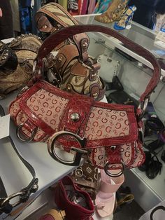 2000s Purse, Y2k Handbag, Red Y2k, Inside My Bag, Guess Bag, Bag Aesthetic