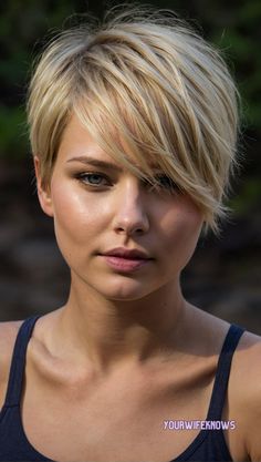 27 Fresh Pixie Cut Inspirations for a Dazzling Summer Asymmetrical Hair, Haircuts 2024, Sassy Haircuts, Blonde Tips, Hair Specialist, Short Hair Pixie Cuts, Pixie Hair, Hair Haircuts