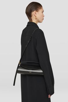 Black Shoulder Bag, Strap Top, Strap Tops, Logo Color, Jil Sander, Fall Wardrobe, Sanders, Leather Handbag, Small Bags