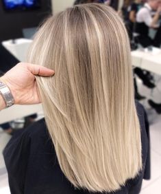 Hair Styles Summer, Short Hair Updos, Blonde Balayage Hair, Summer Blonde Hair, Blonde Hair Transformations, Strawberry Blonde Hair Color, Summer Blonde, Styles Summer, Strawberry Blonde Hair