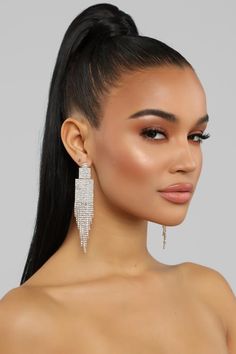 Necklaces Prom, Mekap Mata, High Ponytail Hairstyles, Sleek Ponytail Hairstyles, Prom Earrings, Sleek Ponytail, High Ponytails, Handmade Gold