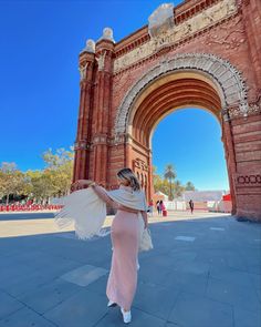 What To Wear In Barcelona, Spain This Fall | Styled by McKenz