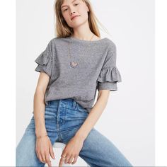 New With Tags Madewell Ruffle-Sleeve Tee Color: Black Size: Xl With Its Swingy Ruffled Sleeve, This Perfectly Boxy Tee Is A Feminine Take On A Classic. A Wear-Anywhere Style With, You Know, A Little Something Extra. Relaxed Fit. Cotton/Poly/Rayon. Machine Wash. Import. J8997 Traje Casual, Tees For Women, Blouse Styles, Look Fashion, Blouse Designs, Casual Chic, Madewell, Shopping Outfit, Tops Designs