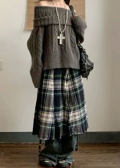 Outfit Inspo Harajuku, Alternative Outfits Skirts, Emo Long Skirt Outfits, Grunge Scarf Outfit, Cowboy Grunge Outfits, Loltia Outfits, Fairy Grunge Overalls, Dark Mori Kei Fashion, Goblen Core Outfit