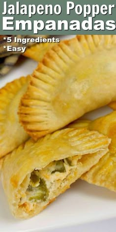 Unique Empanada Fillings, Jalapeno Popper Empanadas, Empenada Recipe, Empanada Filling Recipes, Authentic Empanadas Recipe, Empanada Recipes, Easy Empanadas Recipe, Hand Pie Recipes, Beef Empanadas