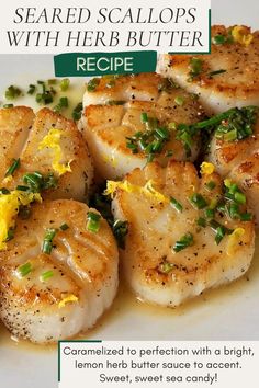 Scallops on white plate topped with fresh chives & lemon juice Simple Seafood Recipes, Lemon Herb Butter, Seafood Night, Scallop Recipe, Best Seafood Recipes, Food Receipt