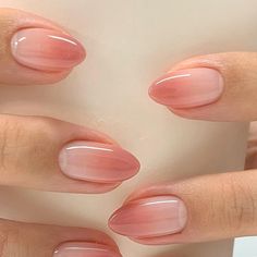 Nail Minimal Simple, Japanese Nail Art Simple, Highlight Nails, Pink Nails Design Ideas, Nail Minimal, Jelly Nail Art, Minimal Nail, Nail Polish Ideas, Mint Green Nails