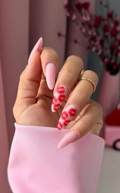 pink-lip-valentines-day-nail-art Nail Art, Valentines, Nails