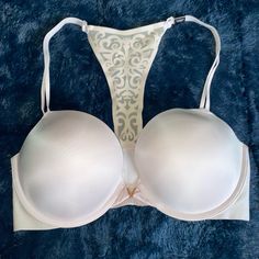 This Bra Has The Most Gorgeously Detailed Back And Gold Hardware. Never Worn. Beige/Light Pink Color Kawaii Bras, Balconet Bra, Satin Bra, Fancy Sarees Party Wear, Coverage Bras, Corset Bra, Gray Sports Bra, Women Bra, Cute Bras