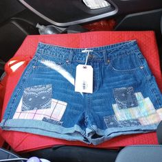 Brand New Never Worn With Tag Size M Casual Pink Jean Shorts With Pockets, Casual Pink Cotton Jean Shorts, Pink Jeans Shorts With Pockets, Pink Short Jeans With Pockets, Pink Mid-rise Casual Jean Shorts, Casual Mid-rise Pink Jean Shorts, Casual Pink Mid-rise Jean Shorts, Pink Denim Shorts With Pockets, Casual Pink Jean Shorts For Day Out