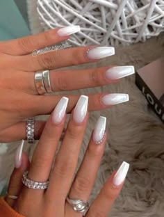 Nails And Rings, White Acrylic Nails, Acrylic Nails Coffin Short, Pink Acrylic Nails, Neutral Nails, Acrylic Nails Coffin, Classy Nails