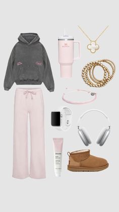 #outfitinspo Comfy Easy Outfits, Where To Get Cute Sweaters, Instagram Influencer Outfits, Outfits For The Winter, Lounge Fits, College Wardrobe, Class Outfits, Pijamas Women