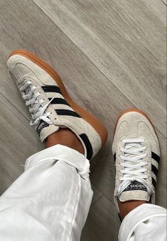 Adidas Samba Outfits, Samba Outfits, Skandinavian Fashion, Adidas Spezial, Sneakers Adidas