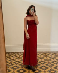 Satin Dresses Casual, 90s Slip Dress, Red Spaghetti, Dress With Ribbon, Prom Inspo, Prom Dresses Vintage, Womens Floral Dress