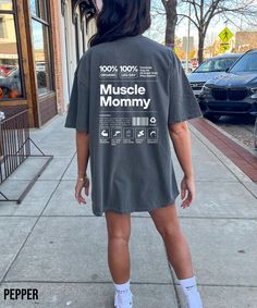 Know someone who is into weight lifting, fitness, and working out? Get them this muscle mommy pump cover t shirt! Our heavy blend shirts are made from 100% ring spun cotton and are double stitched on all seams as well as pre-shrunk for superior product durability. This shirt has a relaxed fit. For an oversized look or dress look, please size up. Purchase does not include photo props. ⭐Shipping ⭐ All of our products have free shipping. Our goal is to ship your order out as quickly as possible. Once you place your order, it takes 1 to 5 business days to ship out your order.  ⭐Washing instructions ⭐ Simply wash inside out with cold water and tumble dry. Avoid ironing the printed design and dry cleaning. ⭐Sizing ⭐ All products are UNISEX shirts despite the product display photo. For specific s Rat Funny, Funny Gym Shirt, Muscle Mommy, Funny Gym Shirts, Unique Workouts, Gym Gifts, Pump Cover, Funny Gym