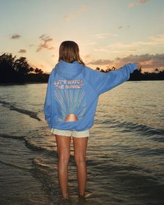 Dandy Worldwide: Your New Favorite Hoodie Dandy Worldwide Hoodie, Dandy Sweatshirt, Hoodie Summer Outfit, Dandy Hoodie, Preppy Sweaters, Hawaii Fits, Hoodies Design Ideas