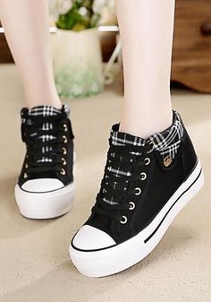 Sepatu Platform, Student Shoes, Shoes Chunky, Kawaii Shoes, Toe Post Sandals, Nike Tennis, Studded Heels, Shoes Platform