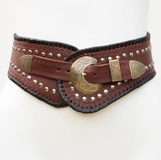 Western Wide Ranger Leather Belt (LB-365) Graceful, wide ranger belt, engraved buckle set swivels Wide Belts For Women, Cowgirl Belts, Western Outfits Men, Womens Belt, Cowboy Gear, Handmade Leather Belt, Leather Craftsmen, Western Buckles, Cowboy Belt