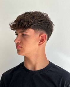 Elevate your style with 28 of the best looking low skin fade haircuts for men. These variations will knock your socks off and inspire a new look. Dive in now! Click the article link for more photos and inspiration like this // Photo Credit: Instagram @_jc_barber99 // #curlyfade #dropfade #fadehaircut #lowskindropfade #lowskinfade #lowskinfadecurlyhair #lowskinfadehair #lowskinfadehaircut 2024 Haircut Men, Mid Skin Fade Men, Low Skin Fade Haircut Men, Men Haircut 2024, Low Fade Haircut Mens, Low Drop Fade, Low Skin Fade