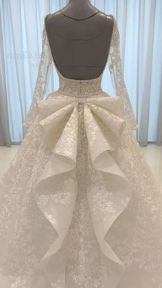 MICHAEL CINCO Dubai on Instagram: "Delicate lace #MichaelCinco couture bridal gown for MICHAEL CINCO Bridal Spring-Summer 2022 To oder please send WhatsApp message to +97150-6996402 or +97150-1000149 @sayed5inco #couture #M5Brides #Wedding #Dubai" 1800s Dresses, Gown Patterns, Wedding Gown Patterns, Wedding Dubai, Dress Up Aprons, Sewing Sleeves, Michael Cinco, Hair Illustration, Diy Barbie Clothes