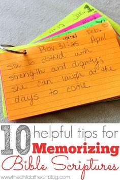 a pile of notes with the words 10 helpful tips for memoing bible stories