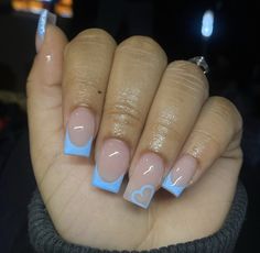 Short Square Sweater Nails, Cute Nails For Black Women, Baby Blue Nails Short, Baby Blue French Nails, Baby Blue Acrylic Nails, Nail Art For Short Nails, Art For Short Nails, Nail Art Easy, Nail Art Inspo