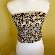 Nwt American Eagle Tube Tops, Size Medium Animal, Print Beige Strapless Top For Night Out, Beige Strapless Casual Top, Beige Strapless Top With Built-in Bra, Casual Beige Strapless Top, Beige Stretch Strapless Top, Casual Beige Bandeau Top, Stretch Leopard Print Tops With Built-in Bra, Tube Tops, Bandeaus