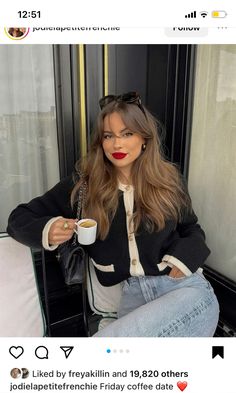 20s Outfit, Hair Stayl, Haircut Inspo, Short Haircut Styles, Bangs For Round Face, Capsule Wardrobe Outfits, Peinados Recogidos, Long Layered Haircuts, Brown Balayage