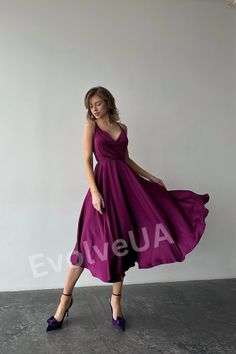 Purple V-neck Bridesmaid Evening Dress, Elegant Purple V-neck Midi Dress, Purple Midi Dress For Evening, Summer V-neck Backless Evening Dress, Summer V-neck Bridesmaid Evening Dress, Purple V-neck Maxi Dress For Cocktail, Purple Midi-length Dress For Wedding Guest, Purple Midi Length Dress For Wedding Guest, Purple V-neck Maxi Dress For Prom