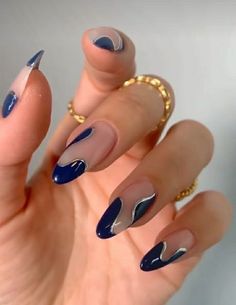 Prom nails Navy And Silver Nails, Blue Prom Nails, Blue And Silver Nails, Royal Blue Nails, Dark Blue Nails, Navy Nails, Navy Blue Nails, Cute Simple Nails, Blue Nail Art