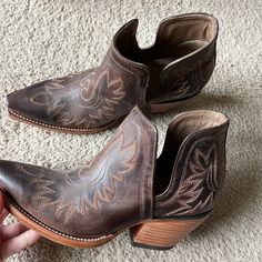 Brand New, Foot Grew After Baby And These No Longer Fit Ariat Boots, Ariat Shoes, After Baby, Women Shoes, Brand New, Boots, Women Shopping, Color