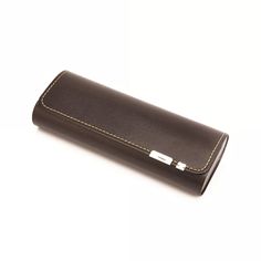 Stylish and Functional Eyewear Protection Protect your favorite eyewear with our Elegant British Style PU Glasses Case. Designed with creativity and personality, this glasses storage box offers a chic solution for safeguarding your sunglasses and reading glasses. Crafted from high-quality PU material, it provides durability and a sophisticated look, ensuring your eyewear stays safe and stylish wherever you go. Perfect for Every Occasion Whether you're heading to the beach, running errands, or attending a business meeting, this versatile glasses case is ideal for all your eyewear needs. Its compact size of 6.3 x 2.6 x 1.4 inches makes it easy to carry in your bag, purse, or even your pocket. The unisex design and cartoon pattern add a fun and unique touch, making it suitable for both men an Modern Portable Cases For Gifts, Modern Rectangular Cases For Gifts, Modern Rectangular Pencil Case For Business, Modern Rectangular Pencil Case, Modern Pencil Case With Pen Holders, Modern Round Storage Case, Modern Protective Case As Gift, Modern Rectangular Pencil Case Gift, Beach Running