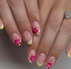 Nail Inspiration Gel Polish, Pink And Yellow Hibiscus Nails, Hibiscus Flower Nails Yellow And Pink, Short Nails With Hibiscus Flower, Hot Holiday Nails, Pink And Yellow Short Nails, Nails For Africa, How To Paint A Hibiscus Flower On Nails, Summer Nail Inspo Hibiscus Flower